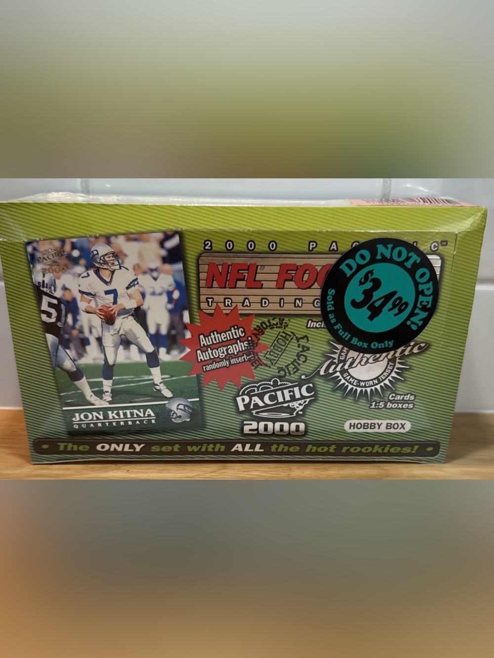 2000 Pacific Football NFL Hobby Box! Rare Unopened! Factory Sealed Hot Rookies!